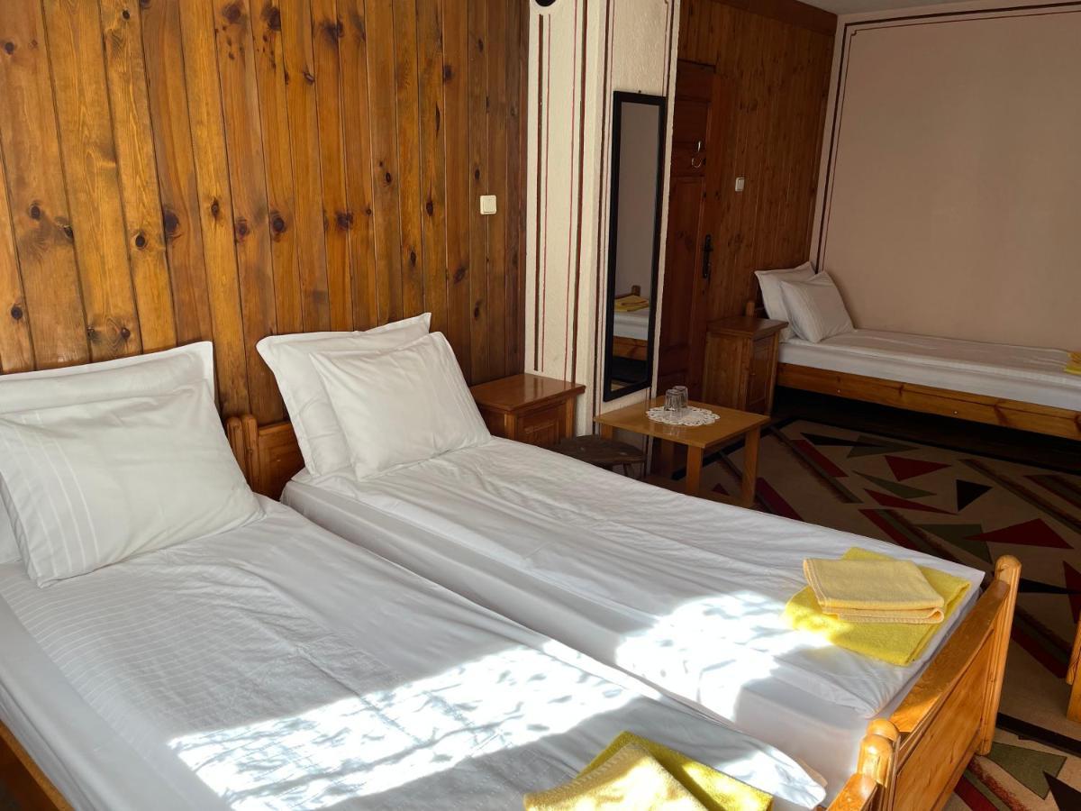 Guest House Lina Koprivshtitsa Bagian luar foto