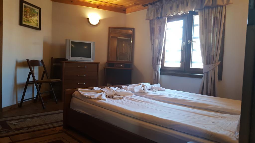 Guest House Lina Koprivshtitsa Bagian luar foto